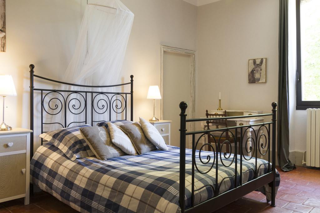 Bed and Breakfast Le Gavachon Leboulin Экстерьер фото